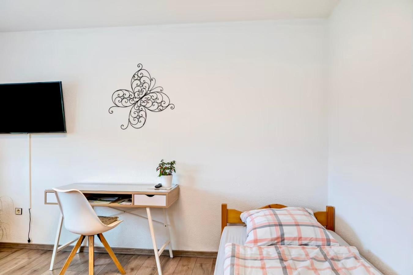 בברה Ferienwohnung Wasserturmblick מראה חיצוני תמונה