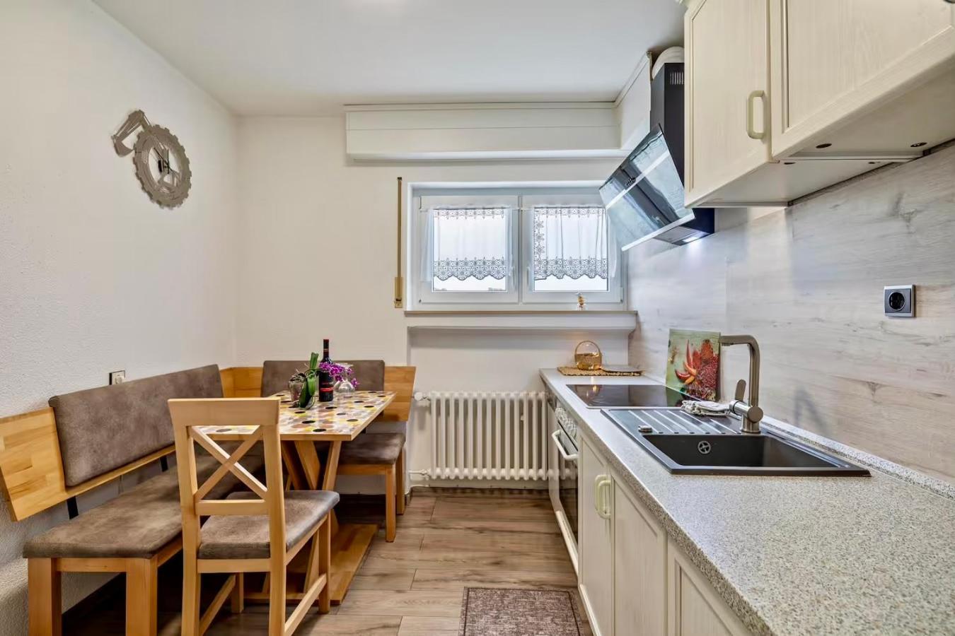 בברה Ferienwohnung Wasserturmblick מראה חיצוני תמונה